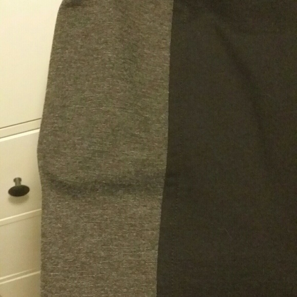 Worthington modern knit skirt never worn - Picture 6 of 6